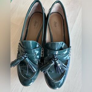Bass Loafers Size 6